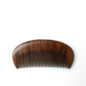 Peine de madera para barba